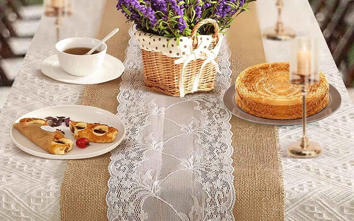 20 Creative DIY Projects Using Burlap Fabric and Lace