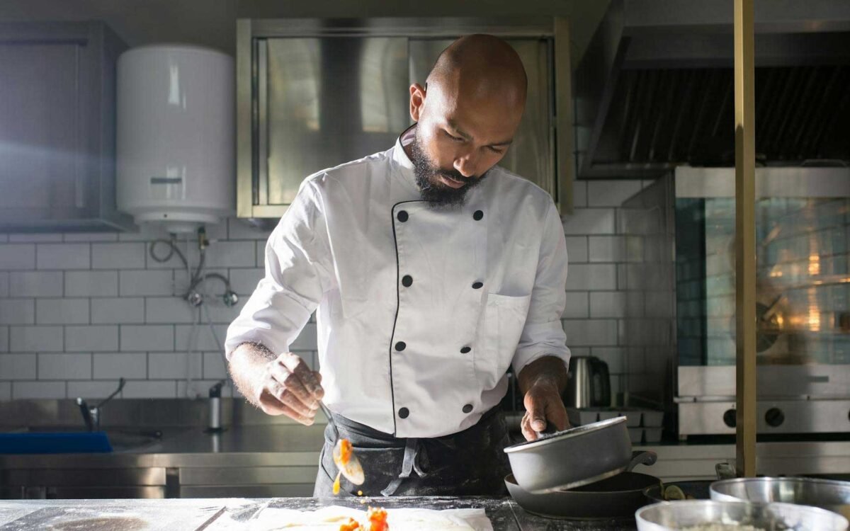 Heat Resistant Kitchen Uniform Fabric: What Hotel Procurement Needs to Know